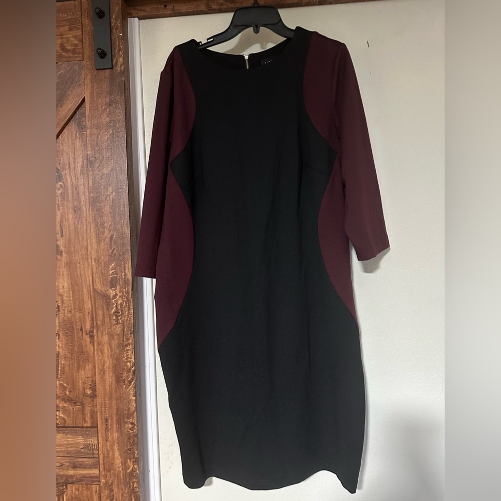Lane Bryant Elegant Black and Burgundy Dress. Size 18